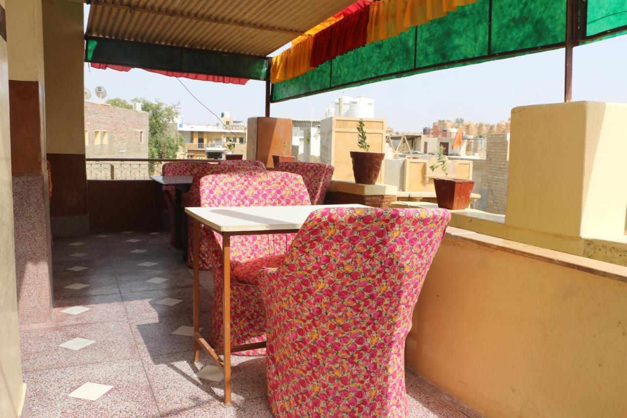 Ratan Hostel Jaisalmer Extérieur photo